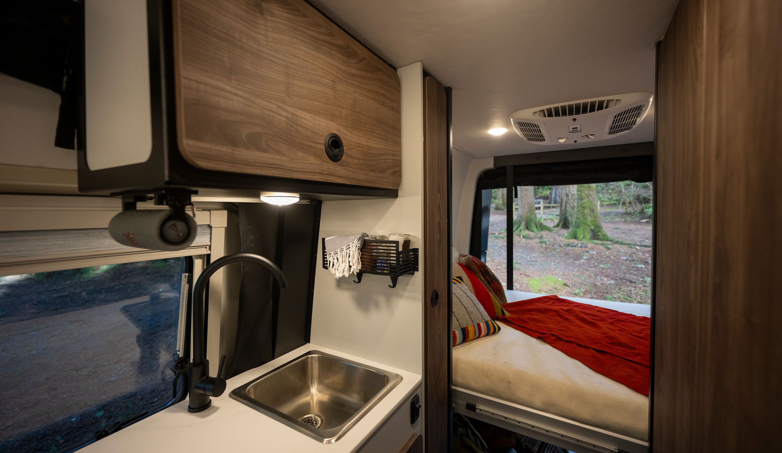 tiffin-adventure-image