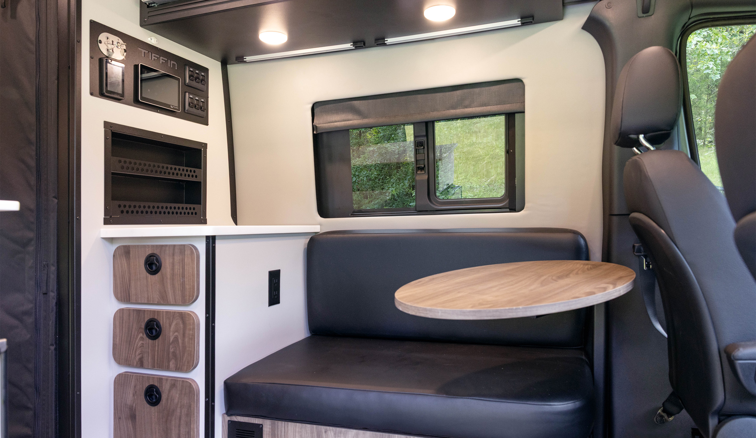 tiffin-adventure-image